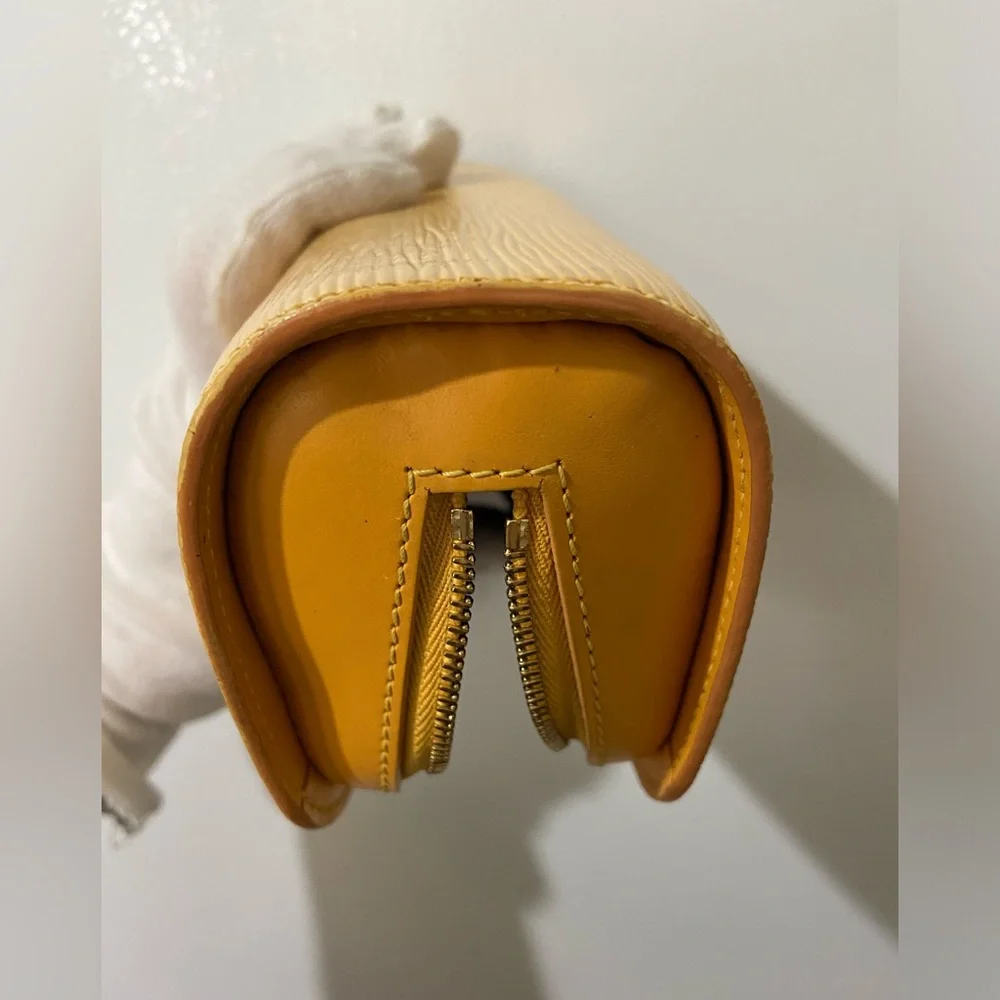 Louis Vuitton Dauphine Cosmetic Pouch Yellow EPI Leather - Picture 3 of 13
